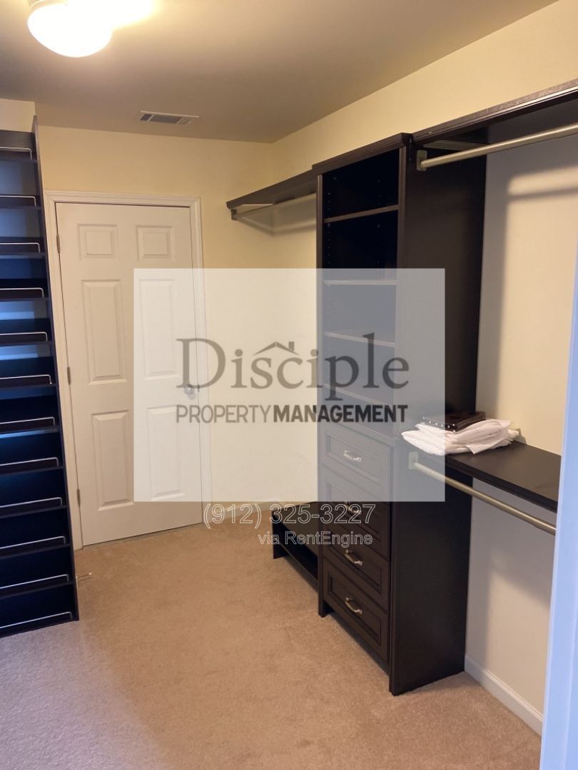 Gallery Image 44