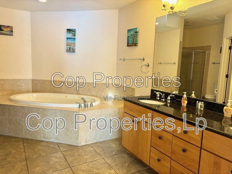 Gallery Image 32