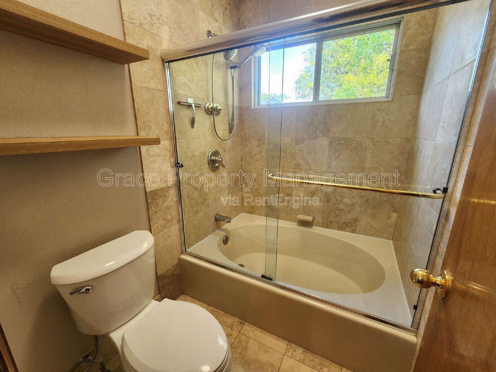 Gallery Image 18