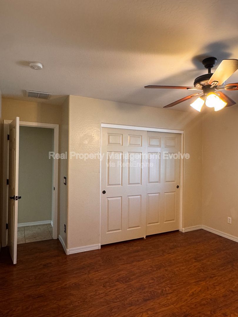 Gallery Image 19