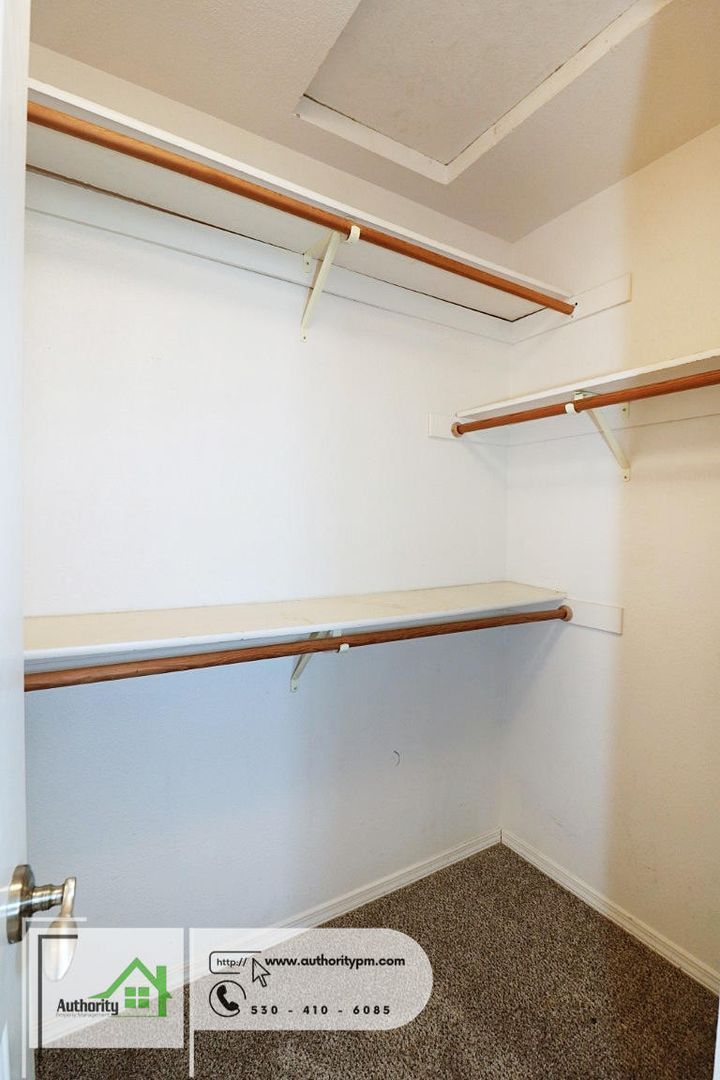 Gallery Image 28