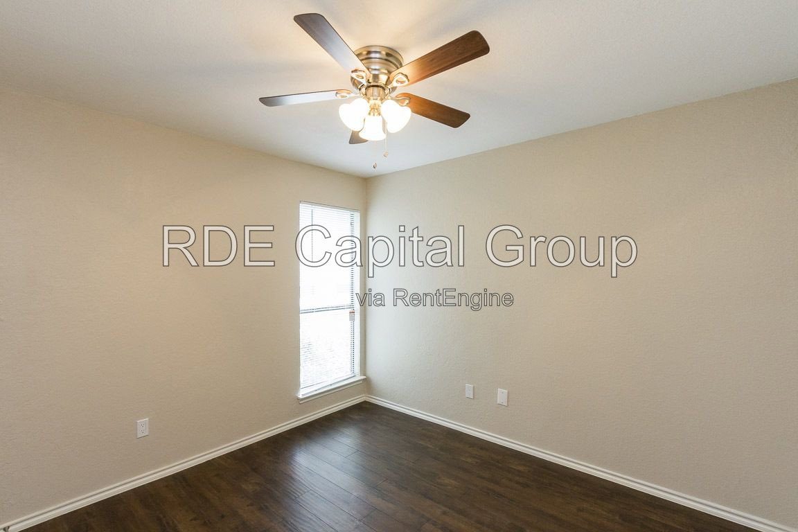Gallery Image 10