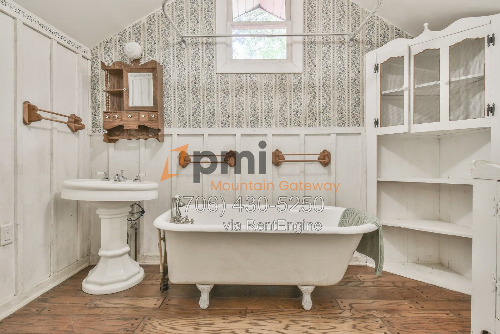 Gallery Image 16