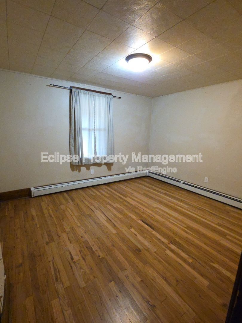 Gallery Image 13