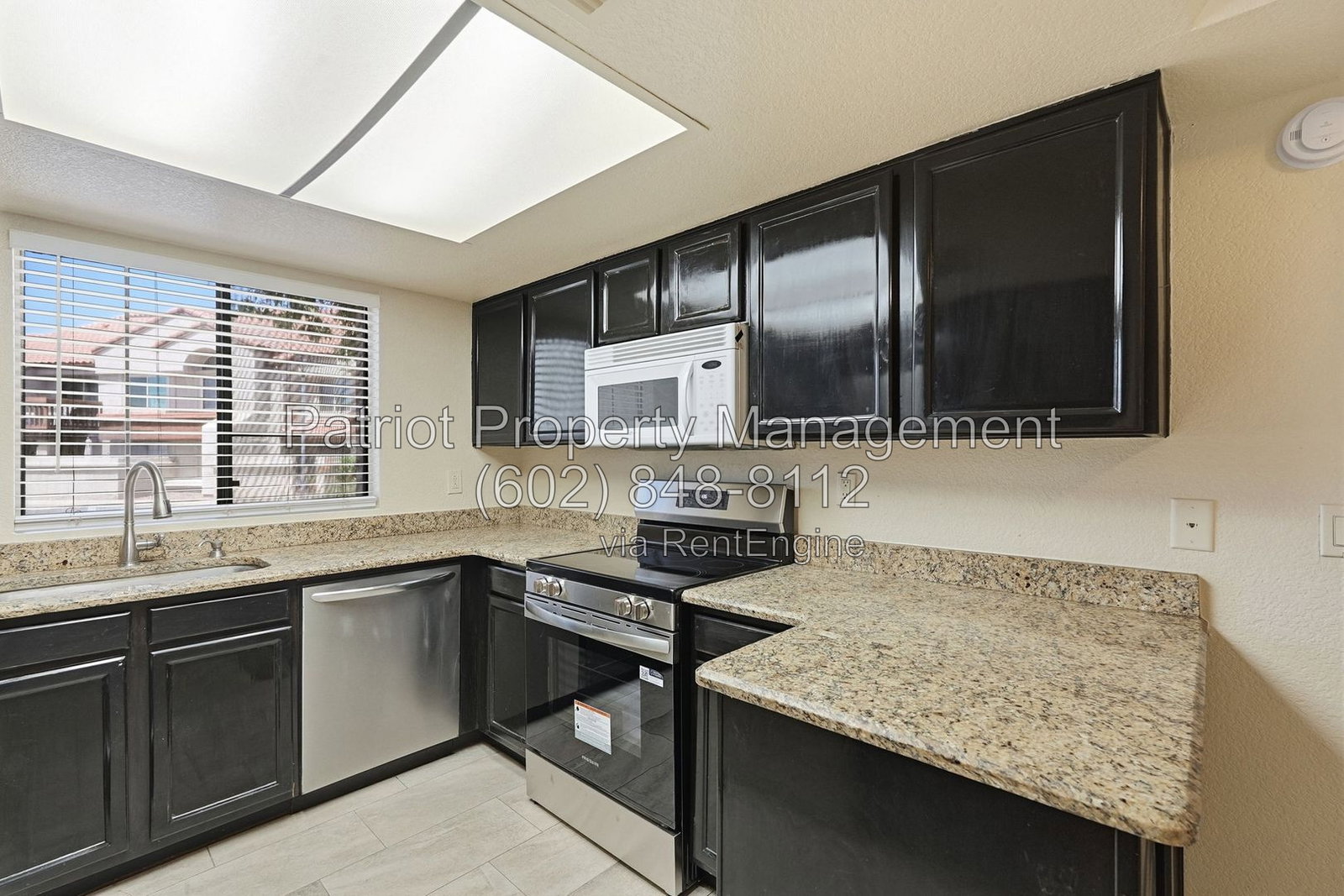 Gallery Image 0