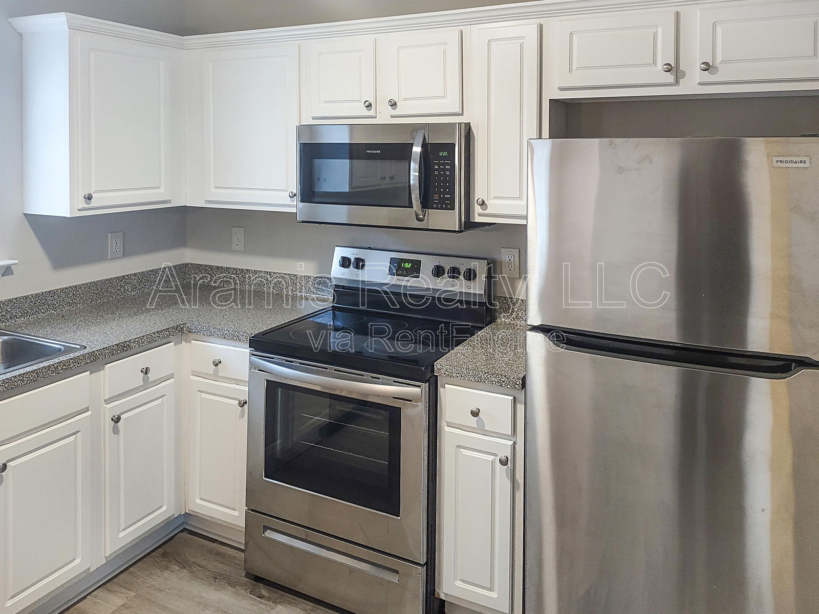 Gallery Image 15