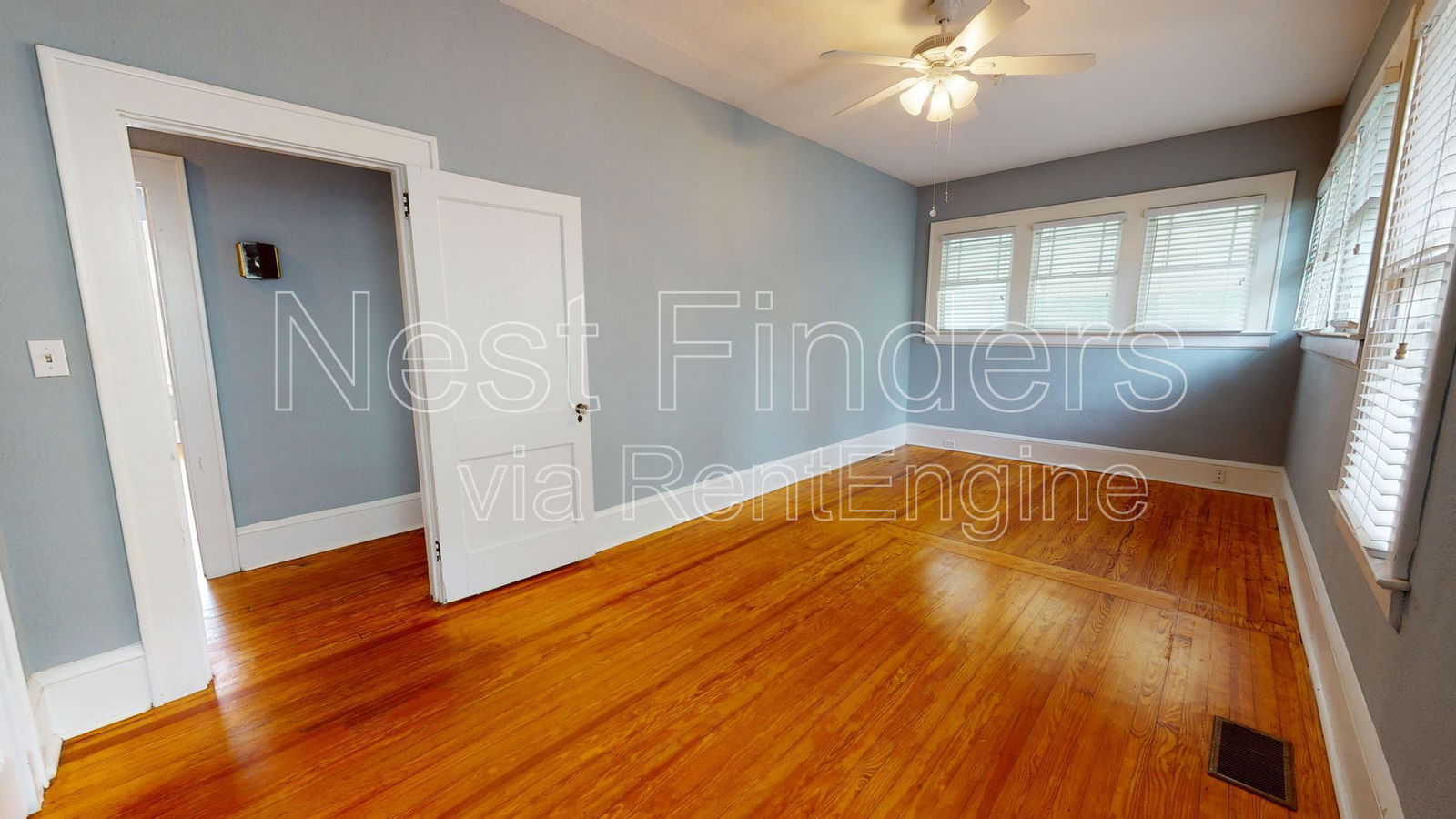 Gallery Image 19