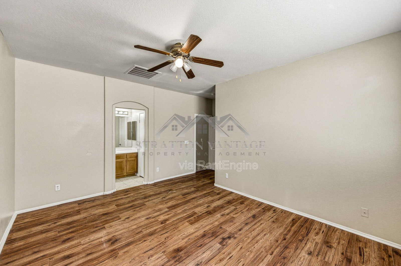 Gallery Image 26