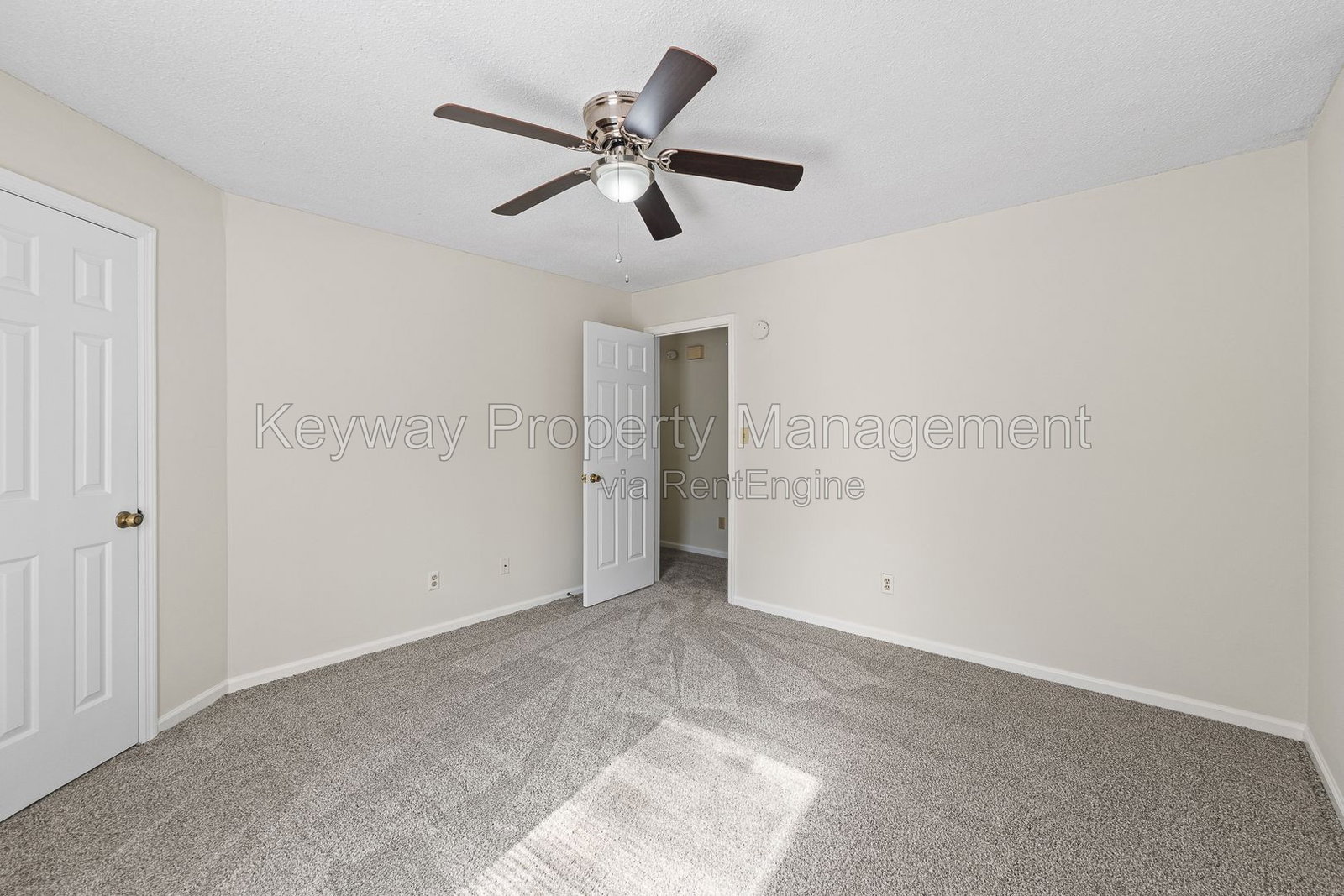 Gallery Image 18