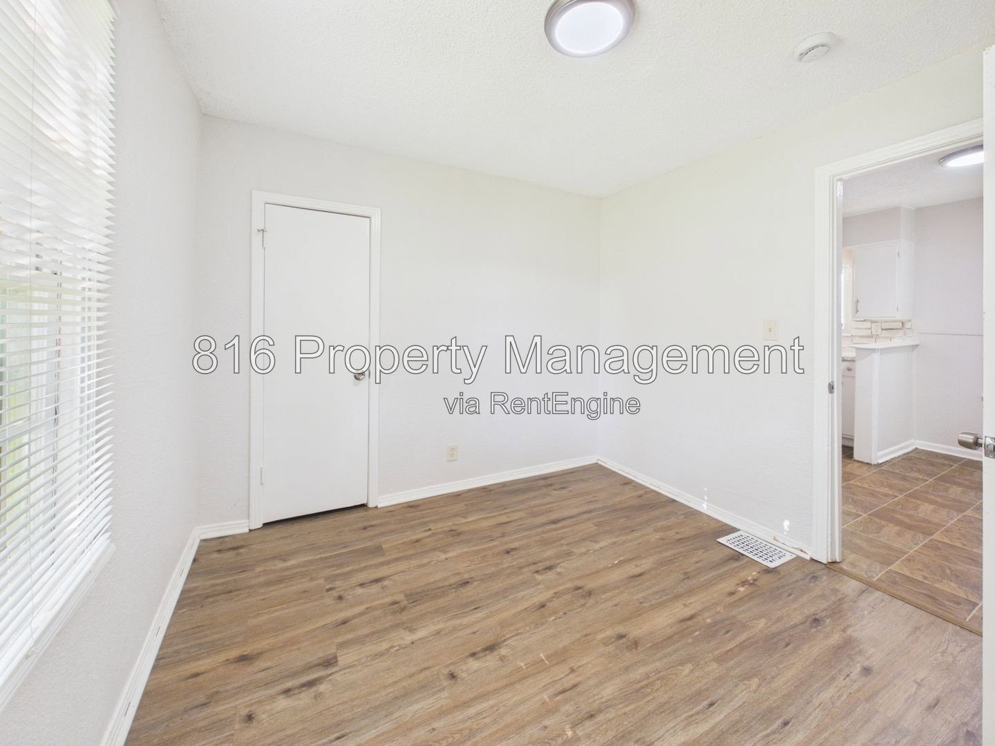 Gallery Image 14