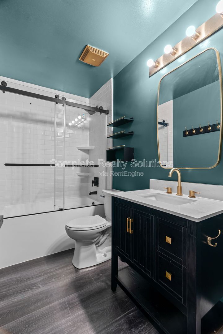 Gallery Image 58