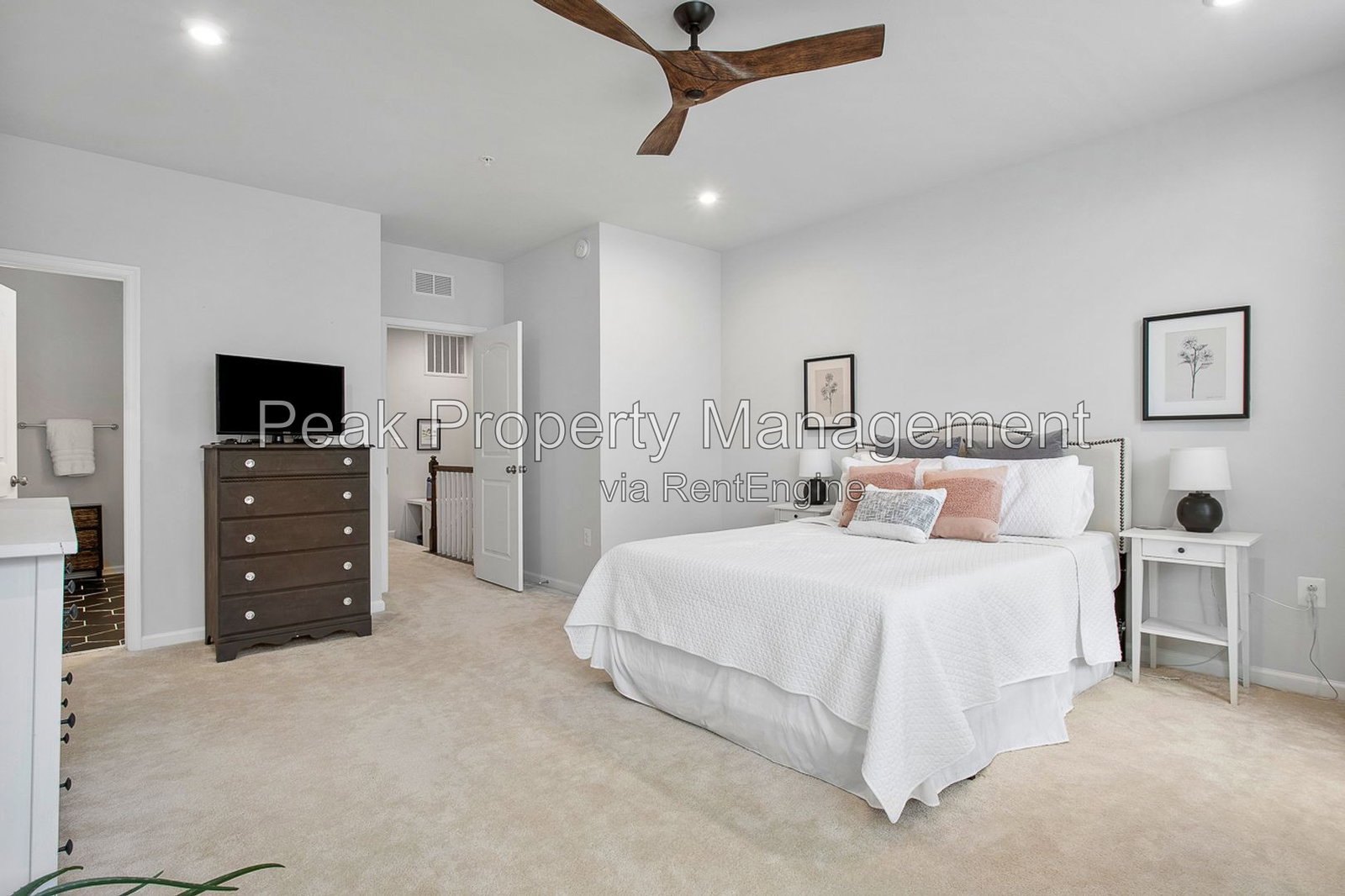 Gallery Image 19