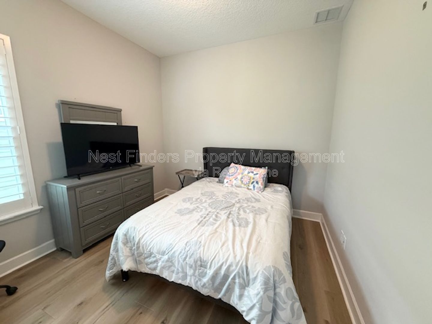 Gallery Image 36