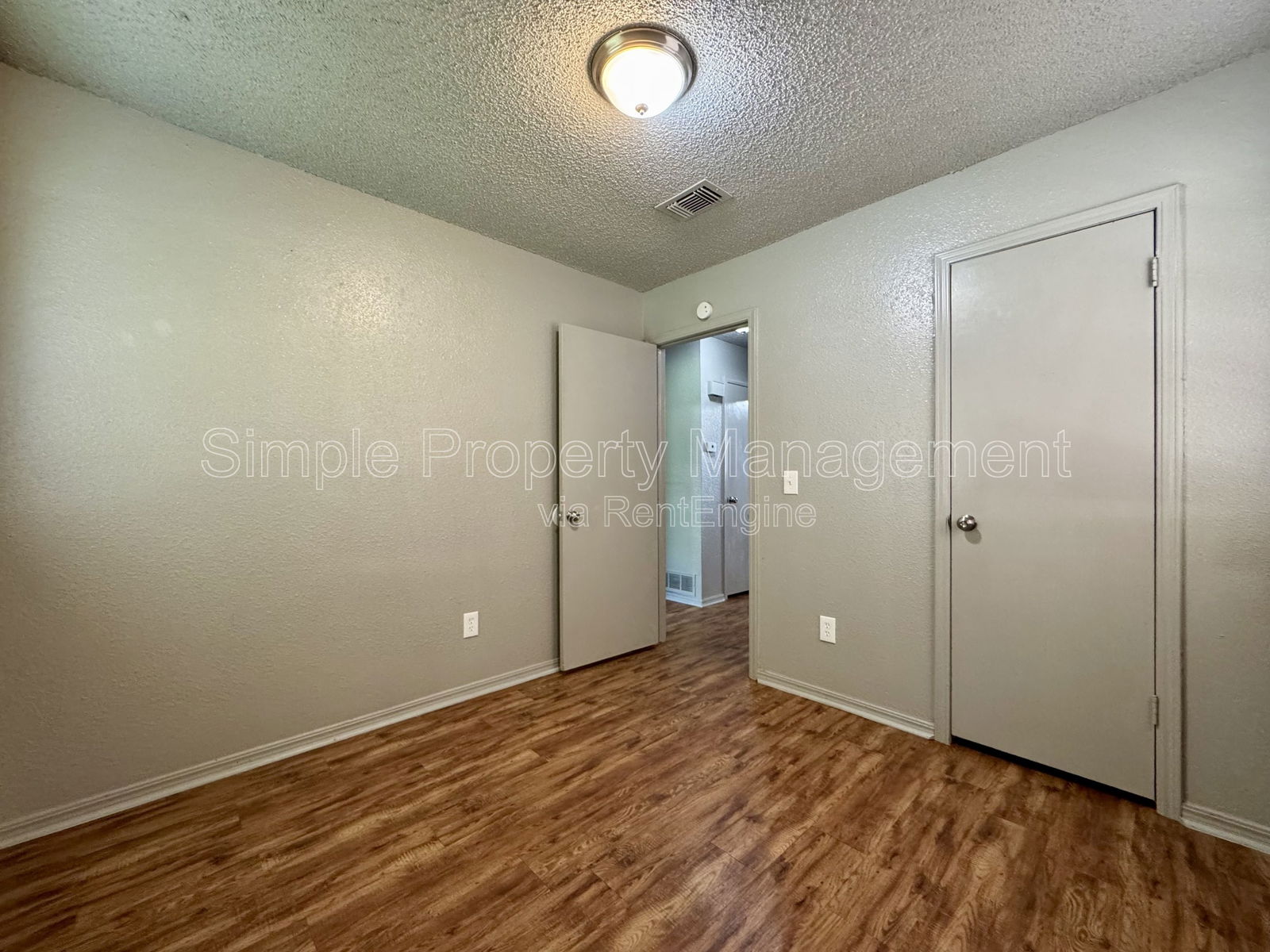 Gallery Image 16