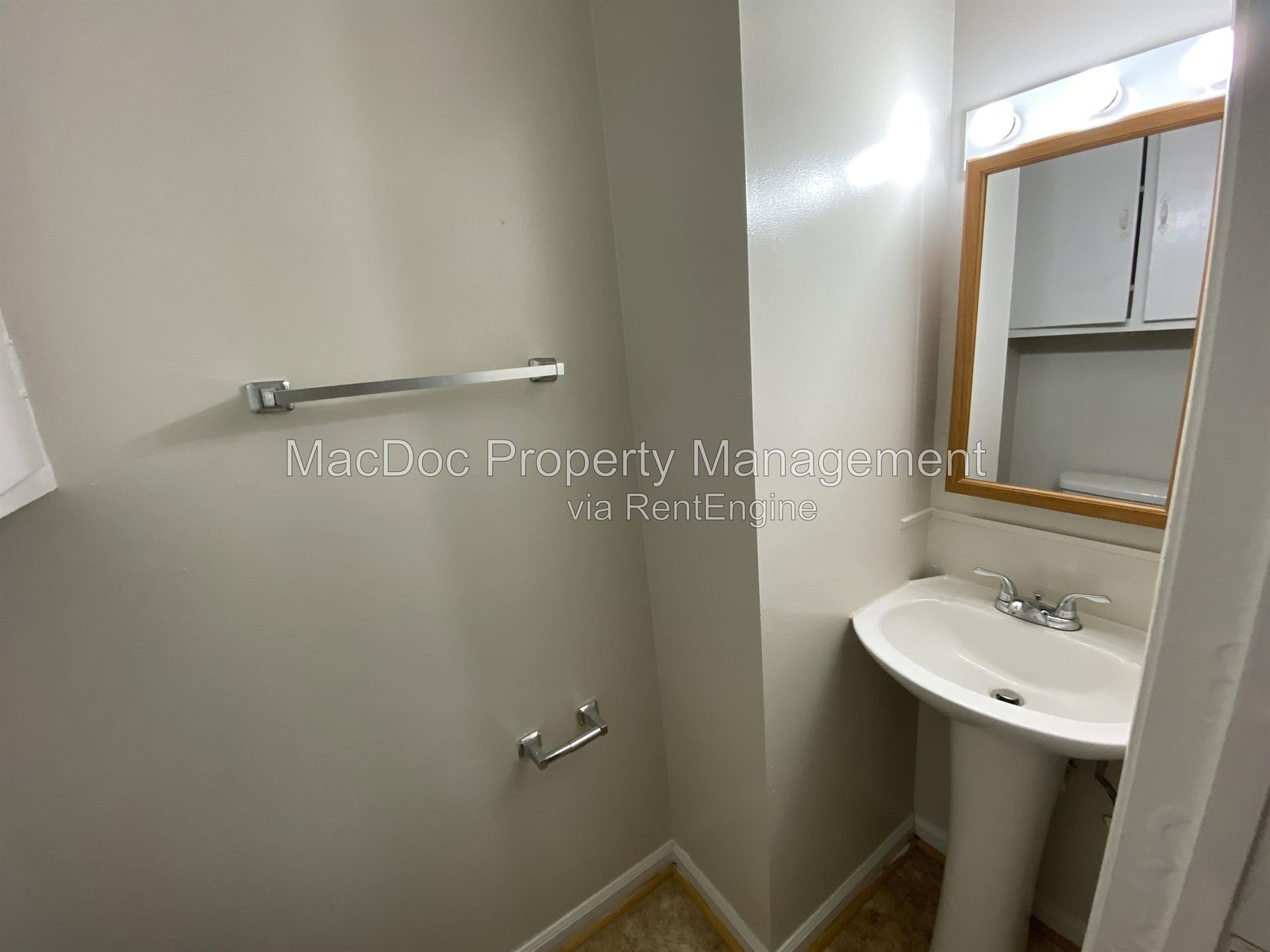 Gallery Image 16