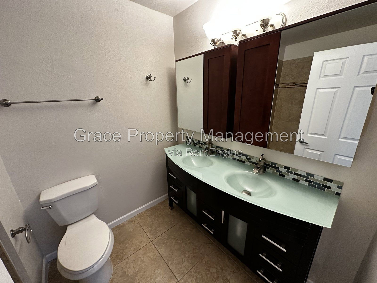 Gallery Image 25