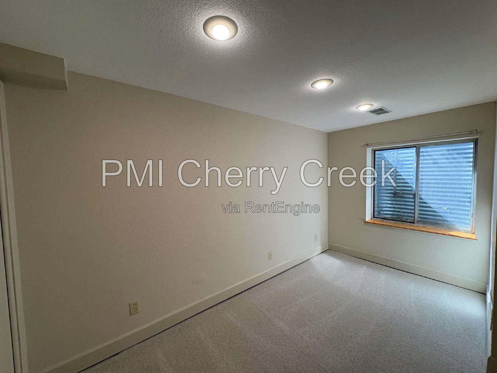 Gallery Image 36