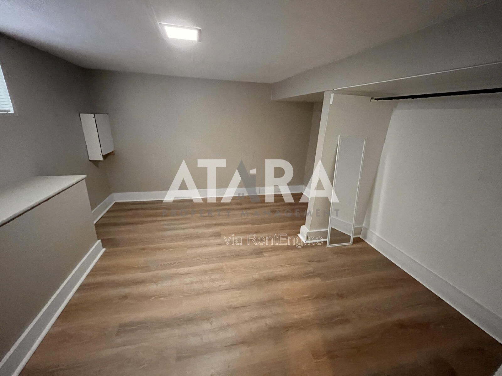 Gallery Image 19