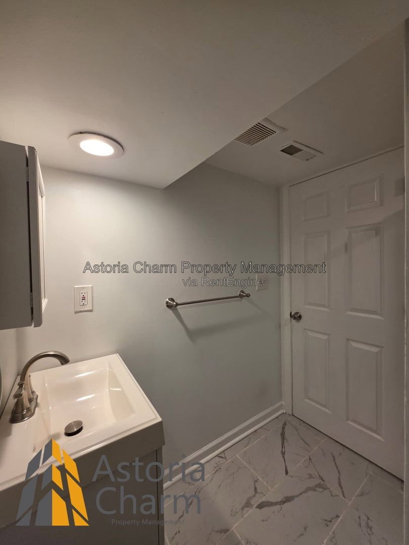 Gallery Image 30