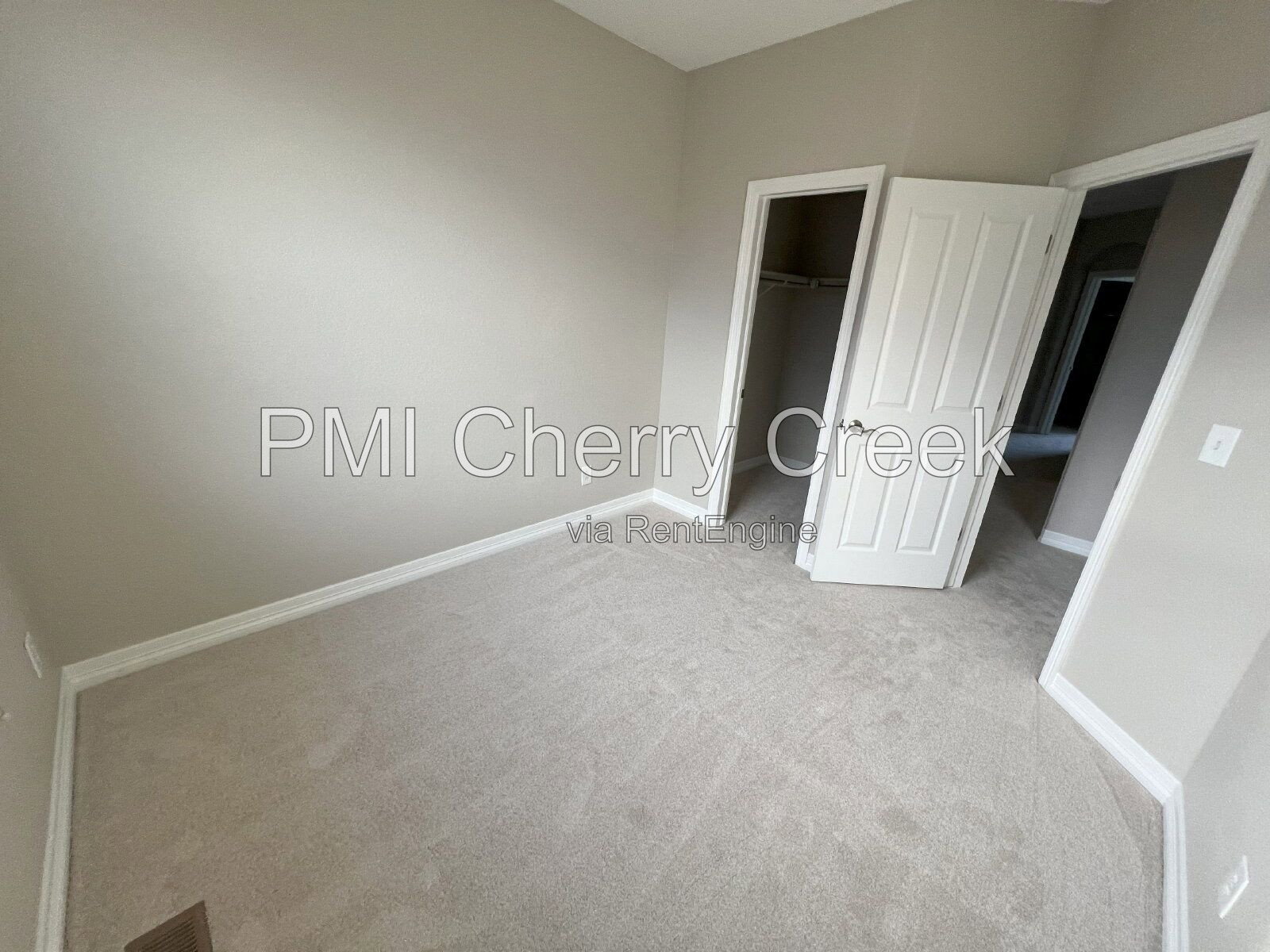 Gallery Image 38