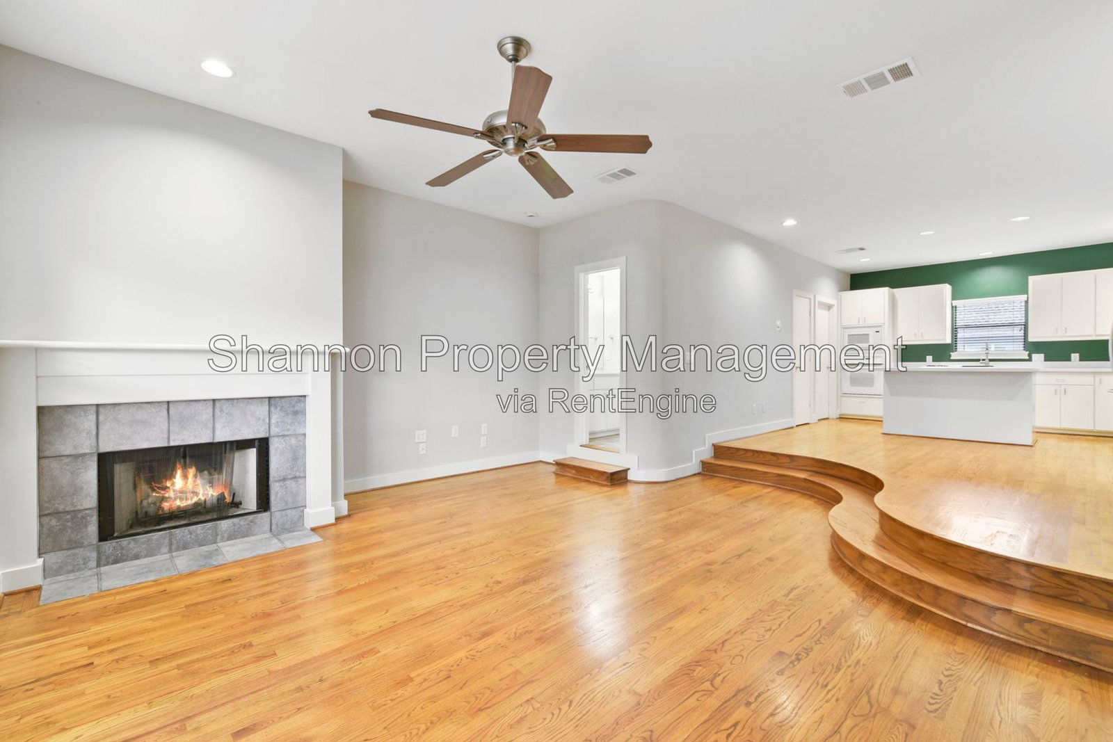 Gallery Image 0