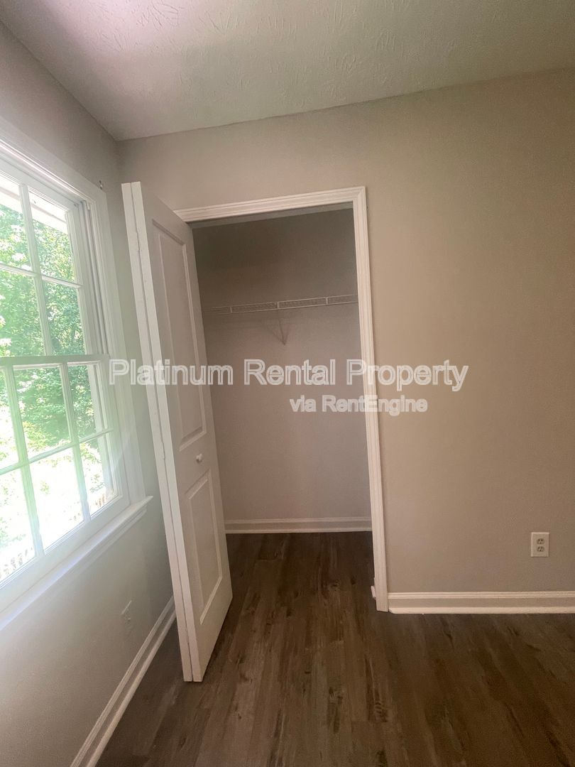 Gallery Image 48