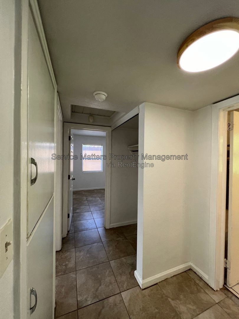 Gallery Image 19