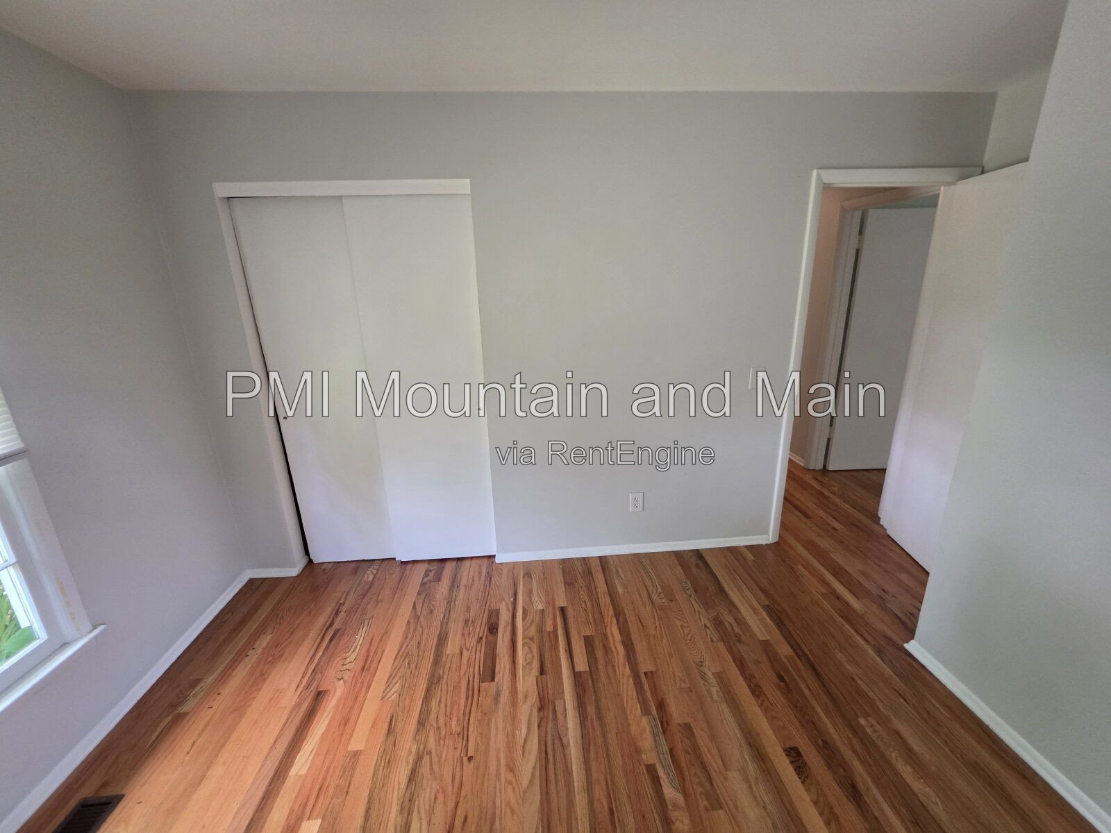 Gallery Image 27