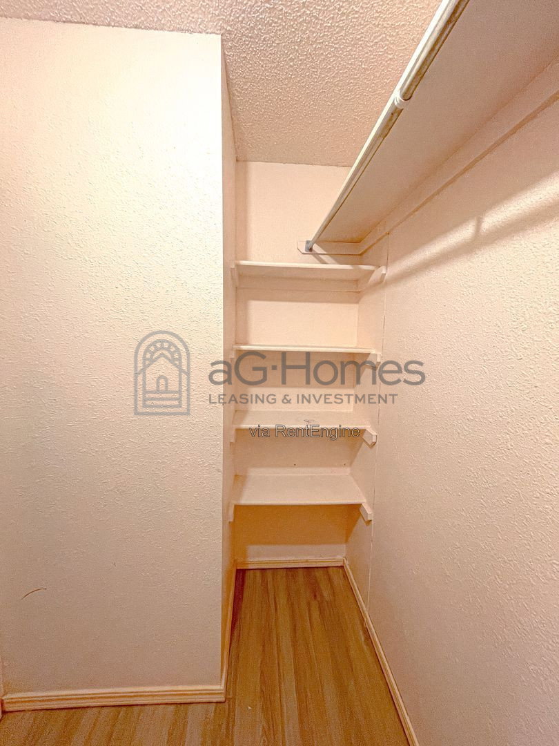 Gallery Image 22