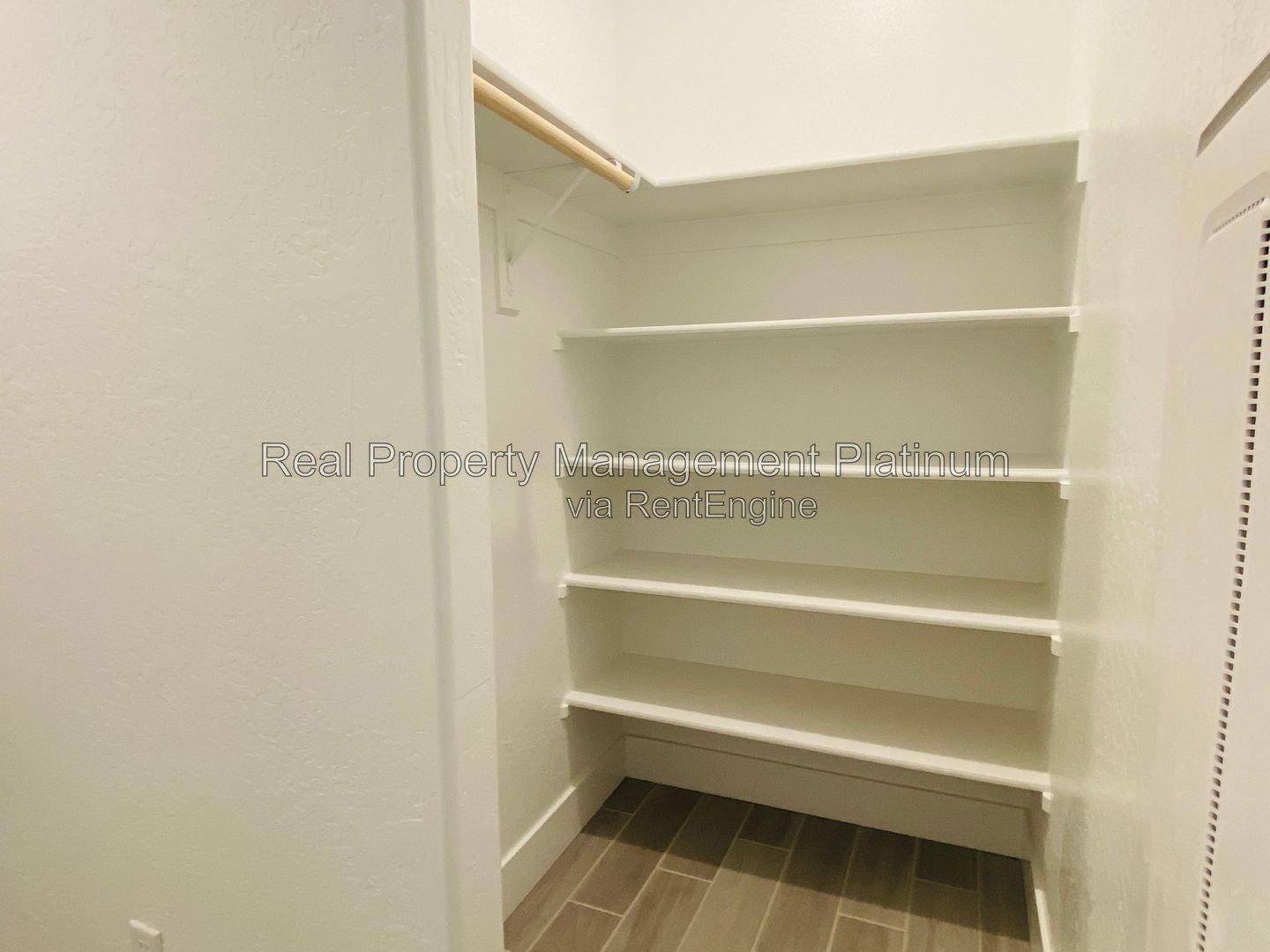 Gallery Image 33