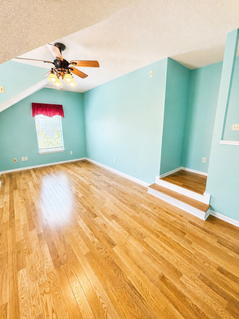 Gallery Image 15
