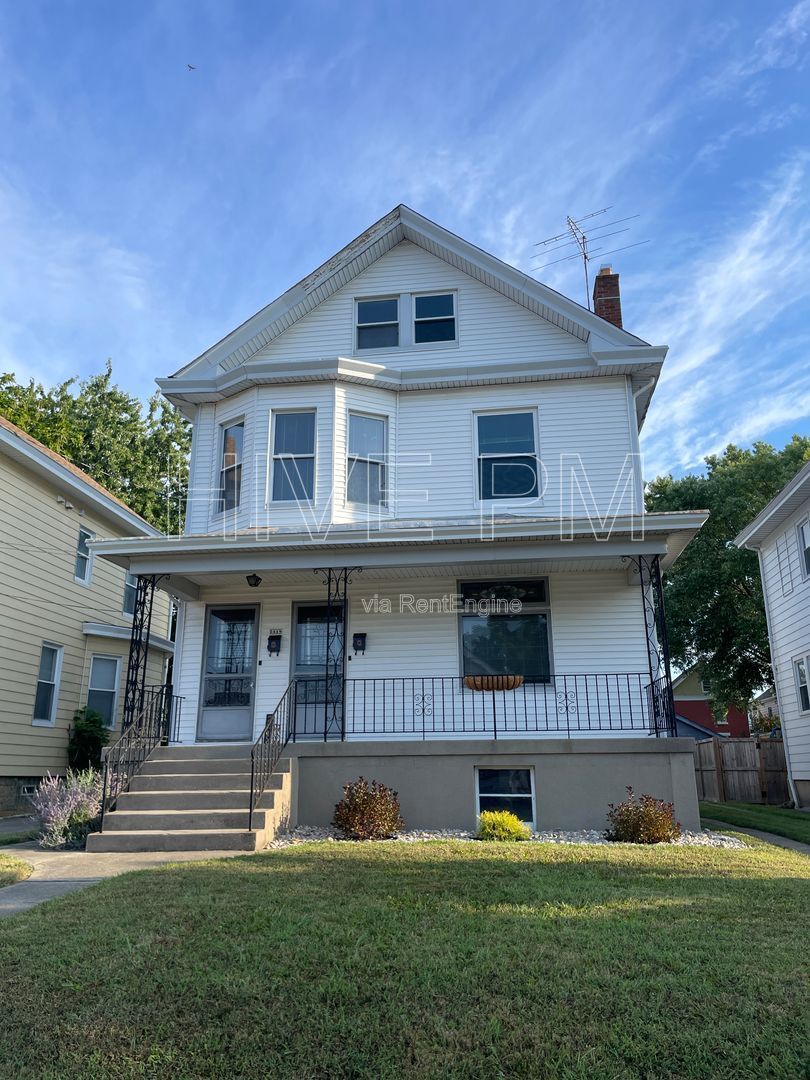 Gallery Image 14