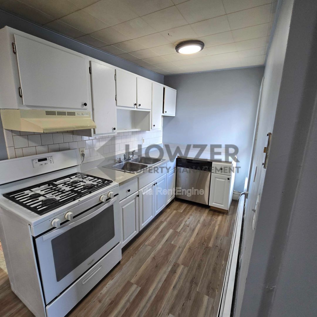 Gallery Image 0