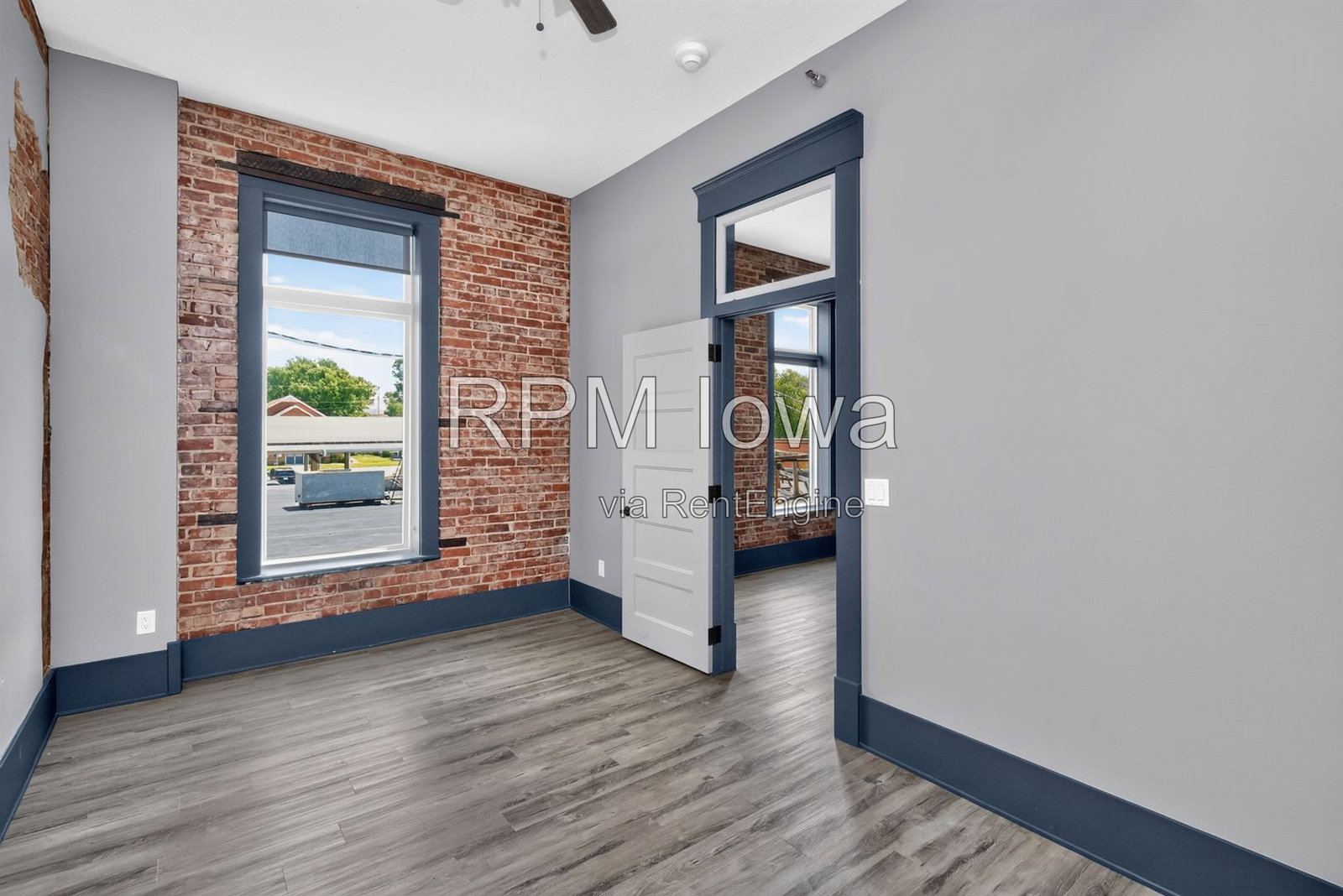 Gallery Image 17