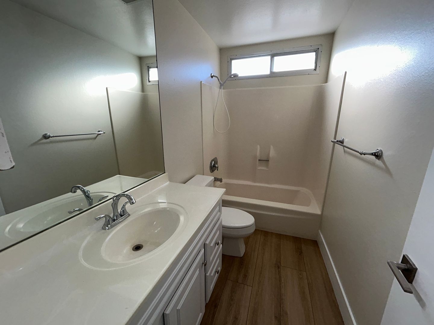 Gallery Image 15