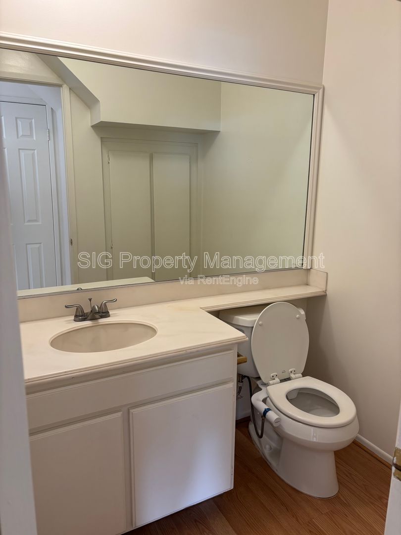 Gallery Image 11