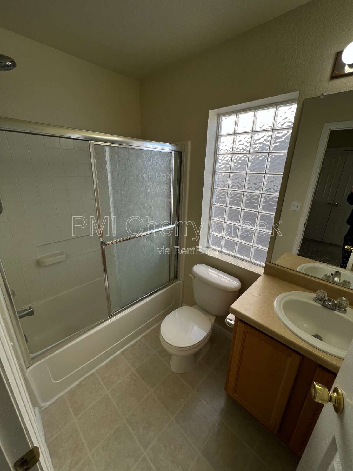 Gallery Image 20