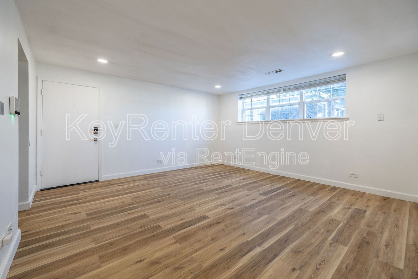 Gallery Image 0
