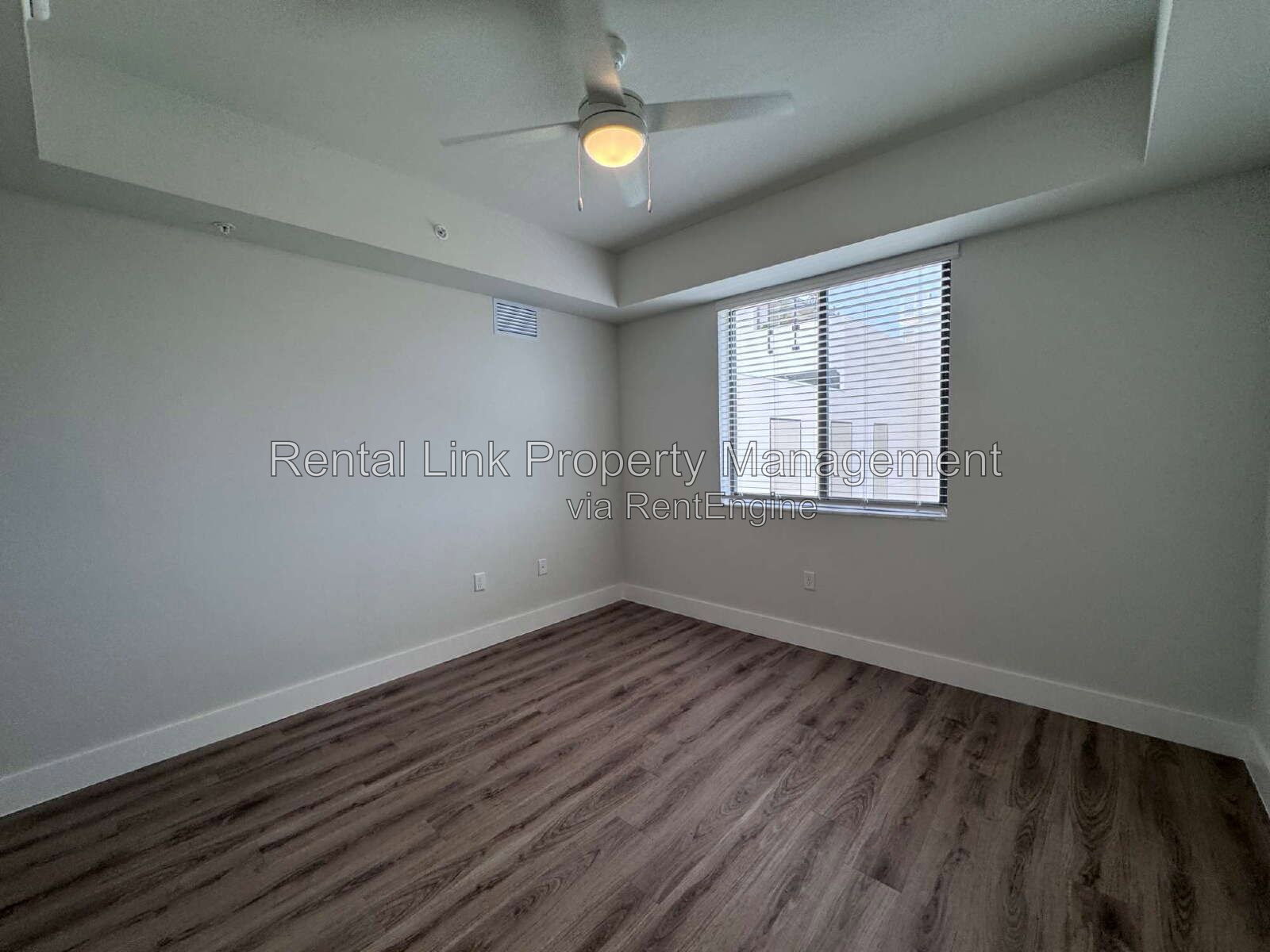 Gallery Image 19