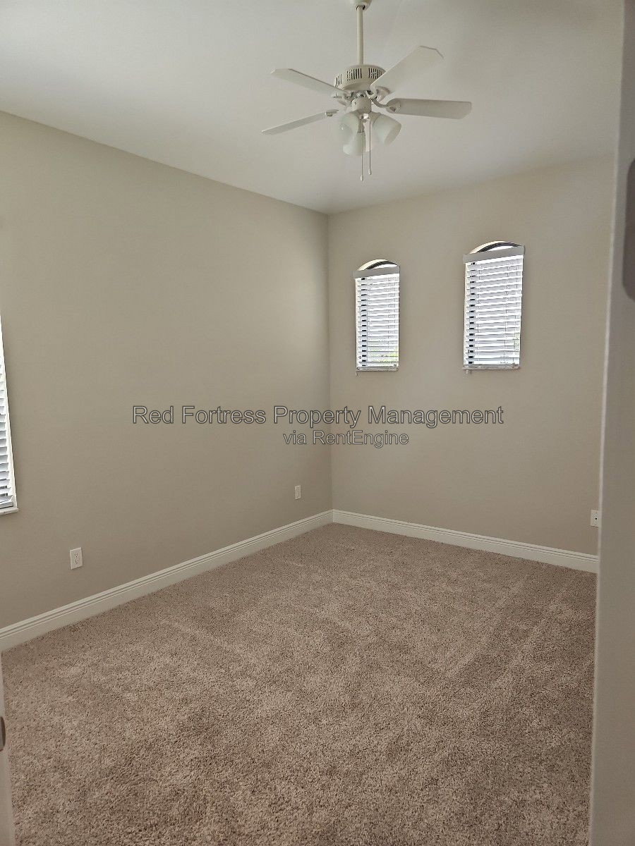 Gallery Image 17