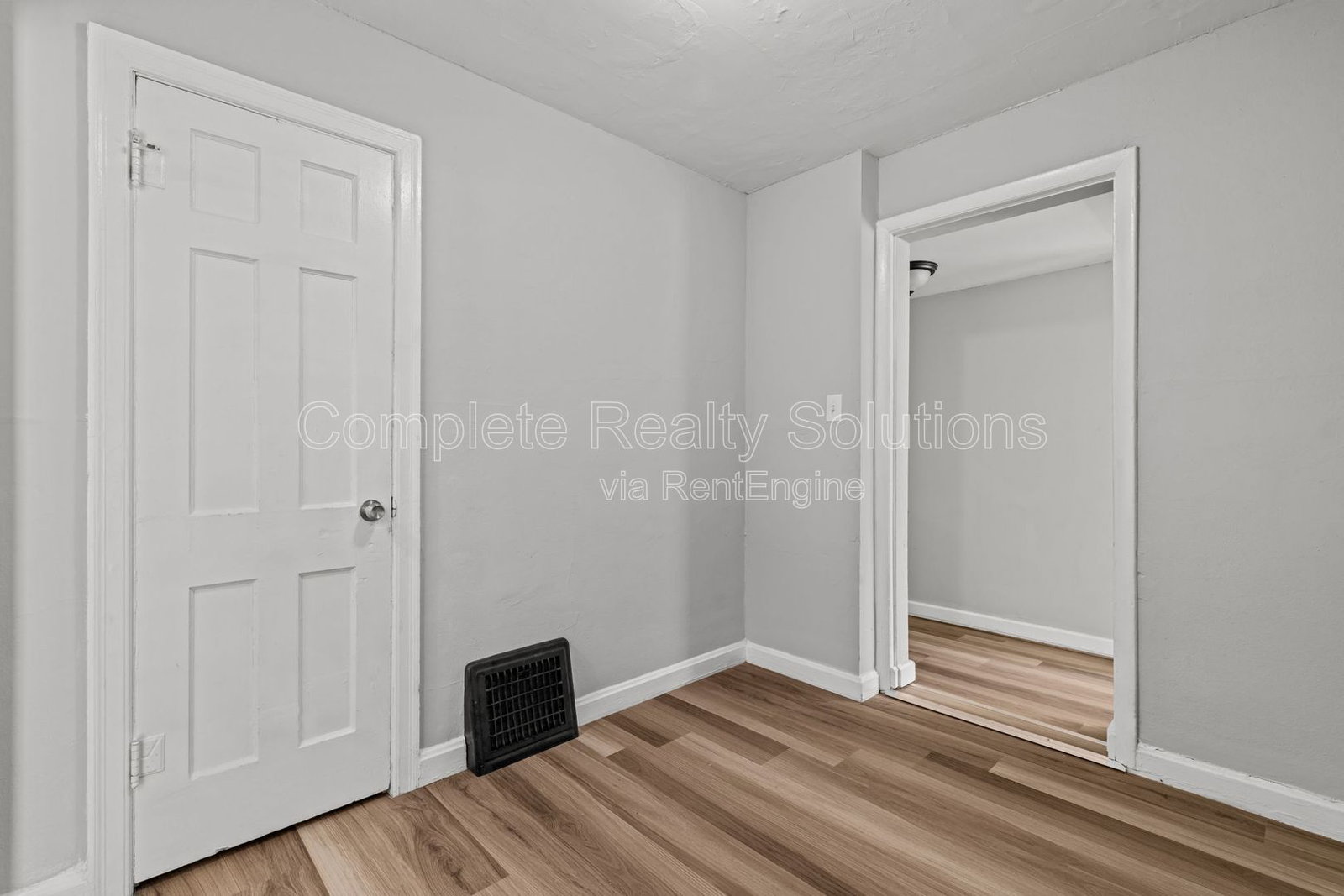 Gallery Image 16