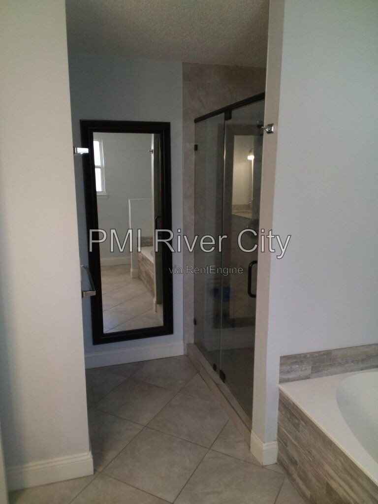Gallery Image 40