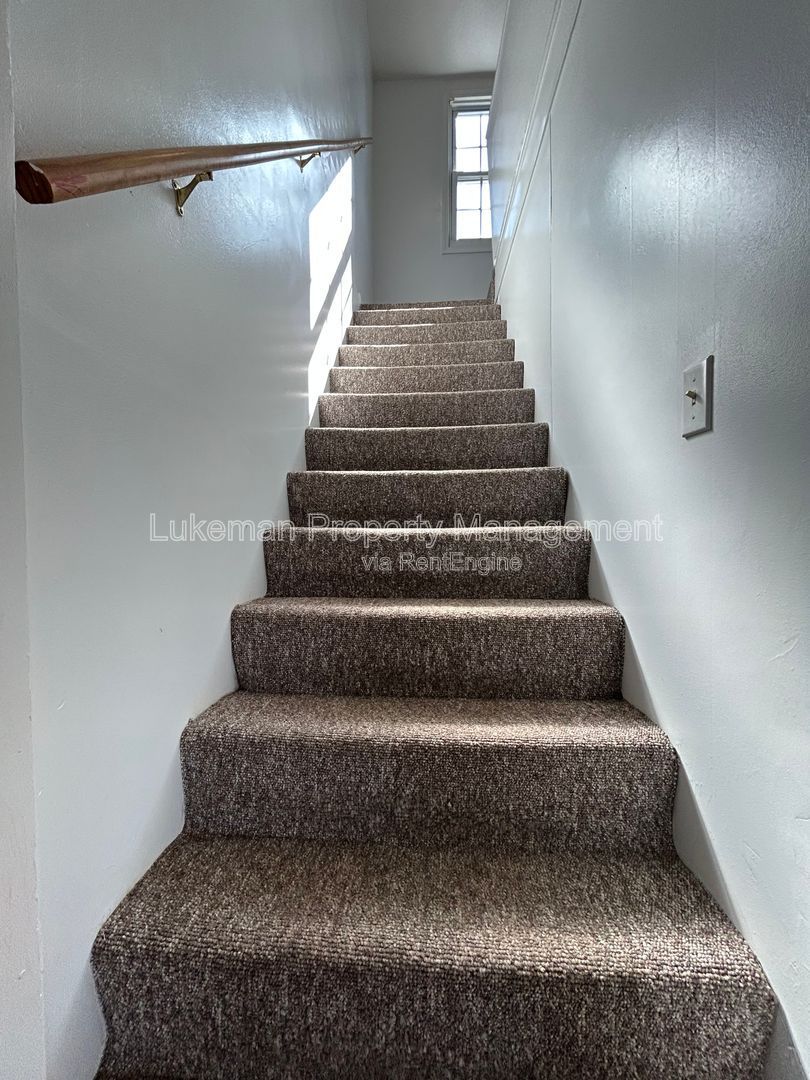 Gallery Image 17
