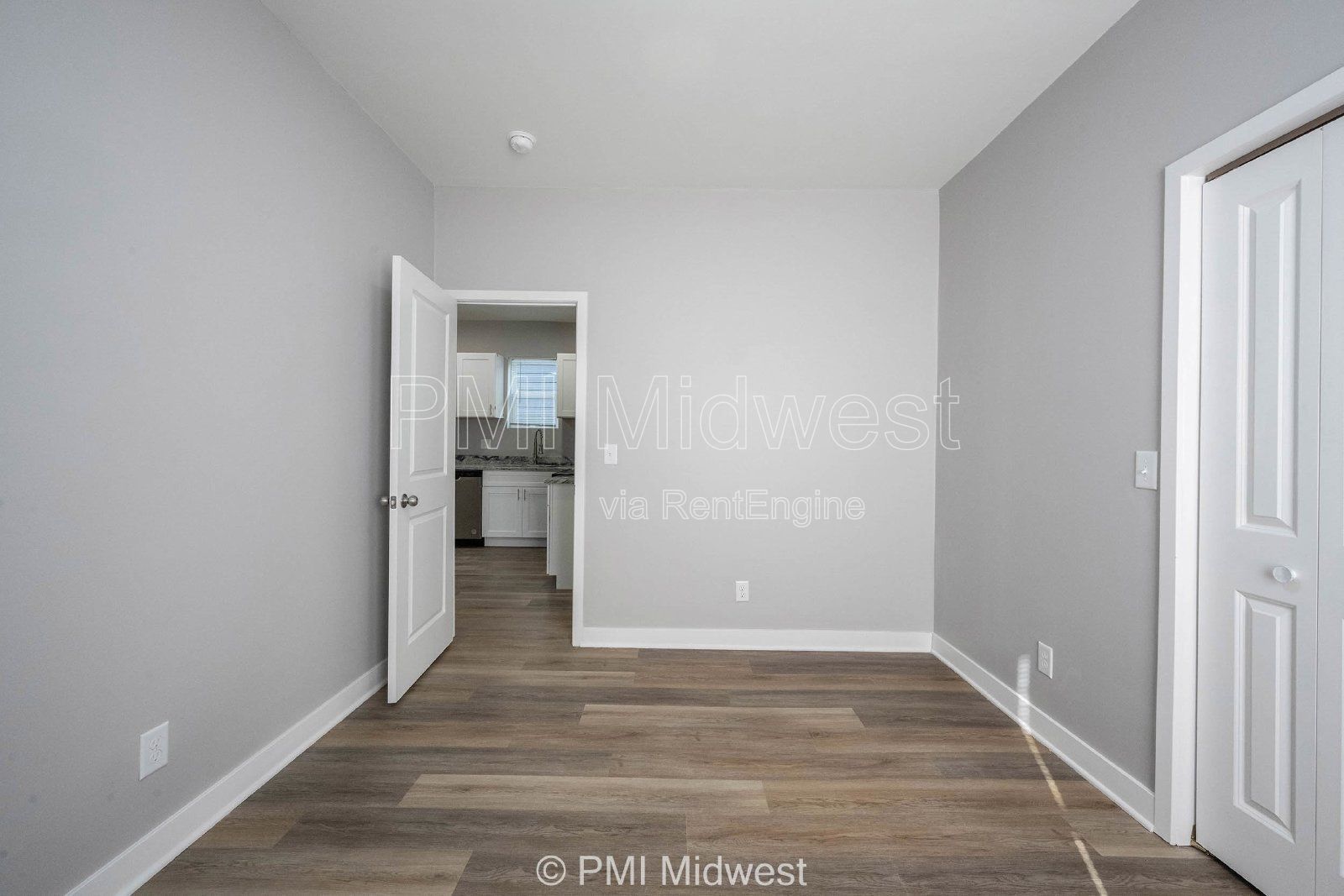 Gallery Image 13