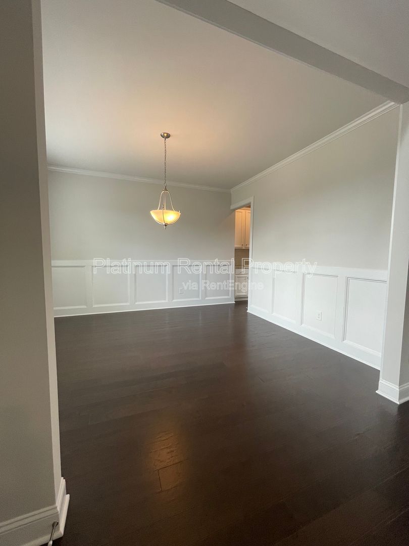 Gallery Image 14