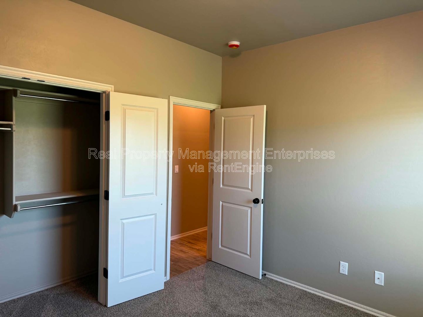 Gallery Image 19