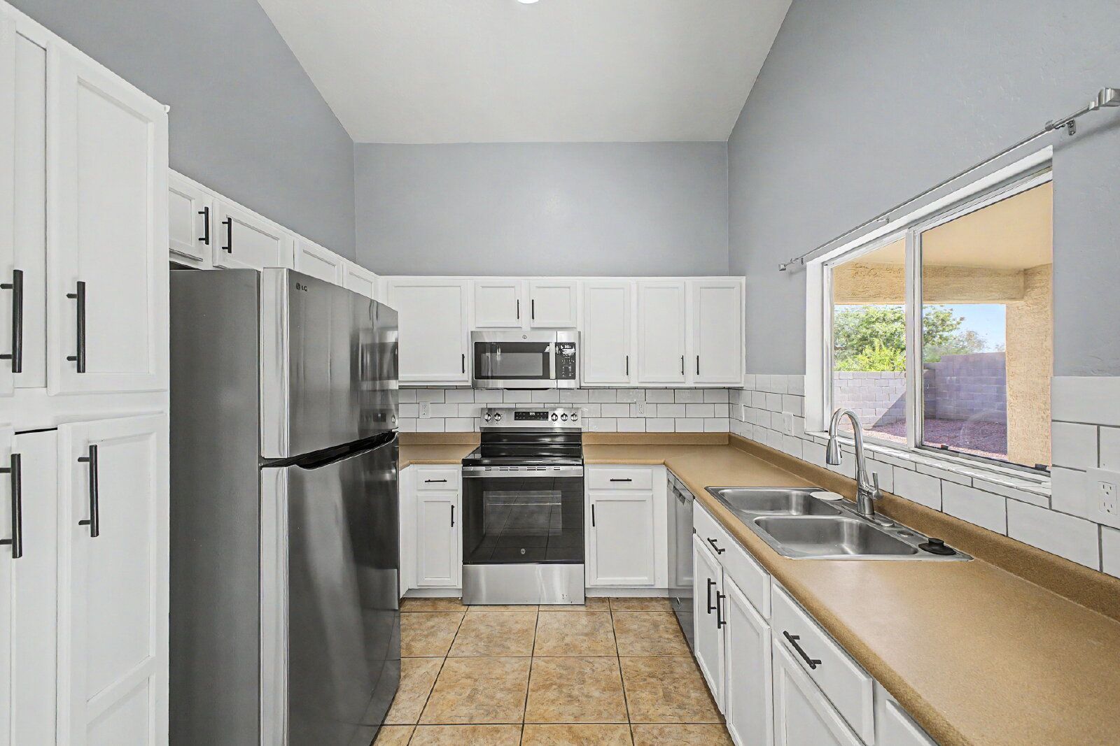 Gallery Image 12