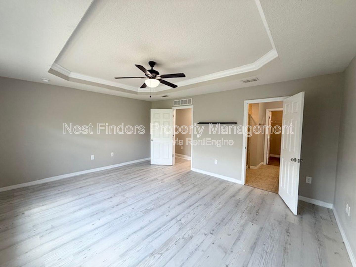Gallery Image 16