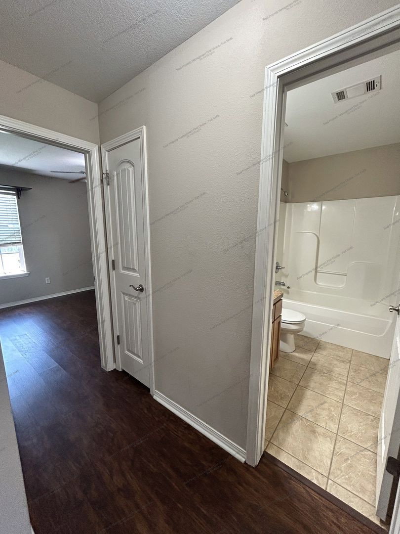 Gallery Image 8
