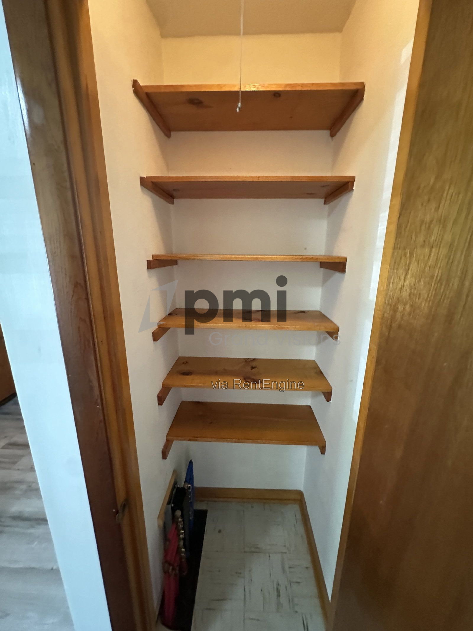 Gallery Image 16